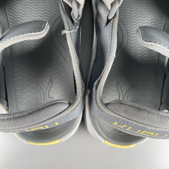 Kuru Current Womens Size 9 Gray Strappy Slip-On Waterproof Sandal Casual Comfort - Picture 8 of 9